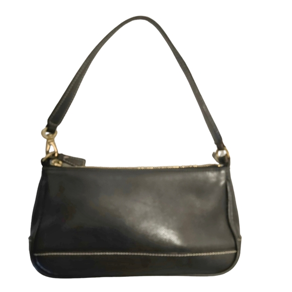 Coach Handbags - Coach Black Leather Shoulder Bag with Gold Hardware
